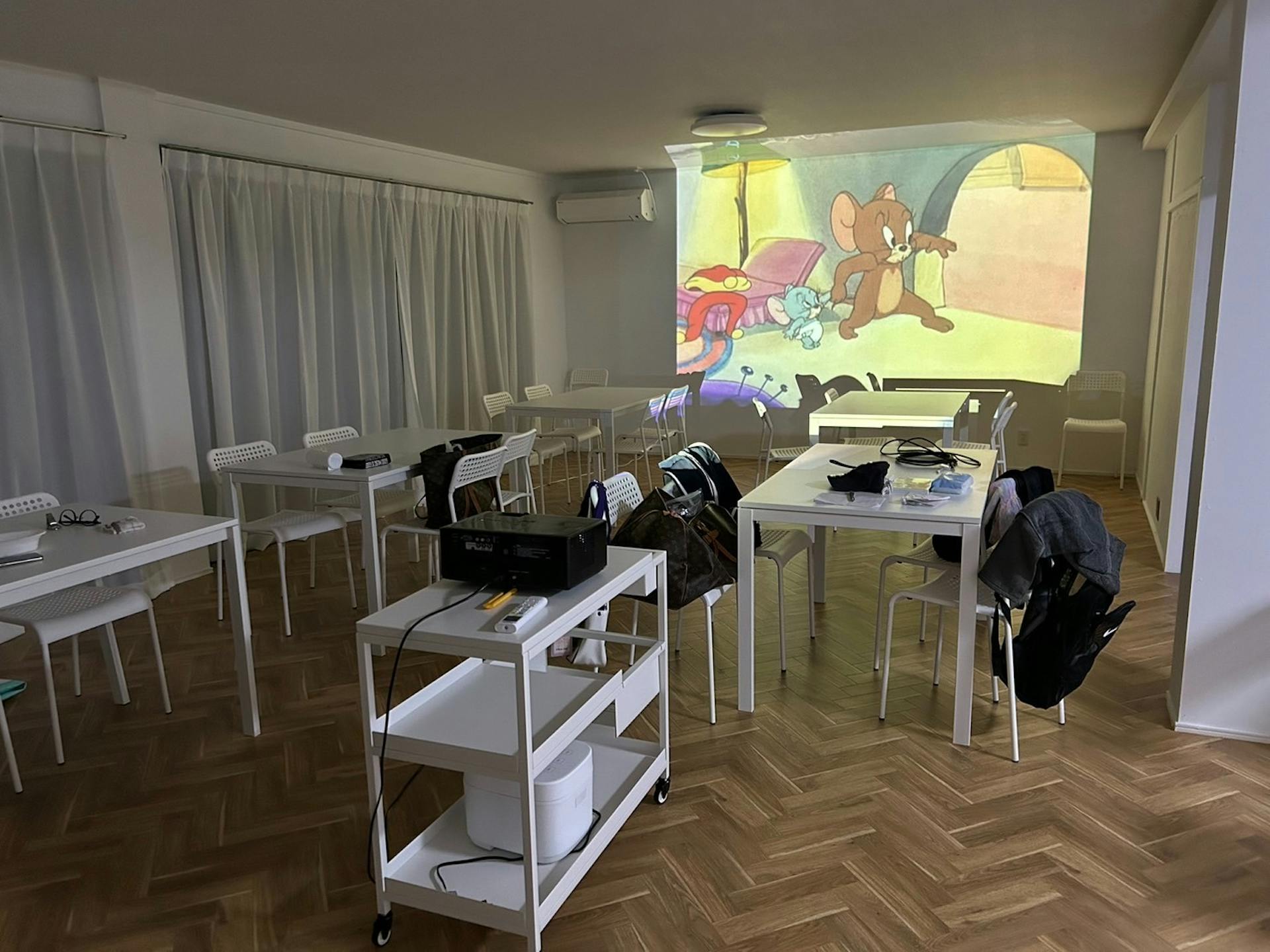 プロジェクター150型（DVD、HDMI対応）・スーパーファミコンclassic　...