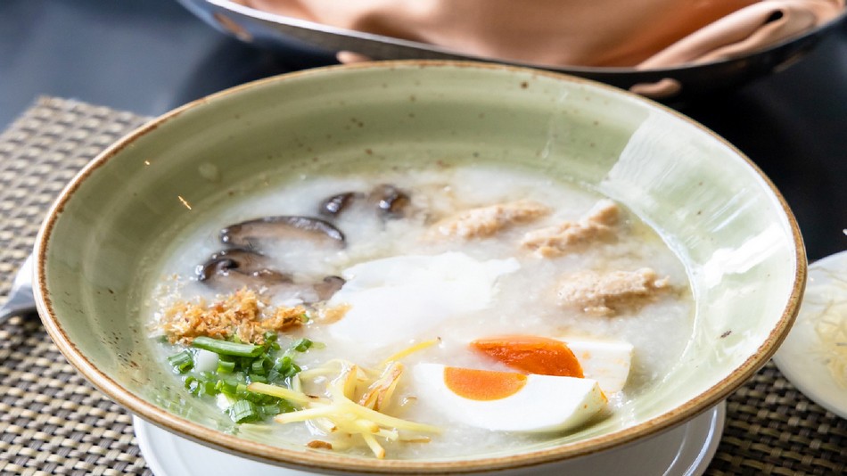 「ATELIER 」レストラン　ビュッフェ朝食　場所：2階