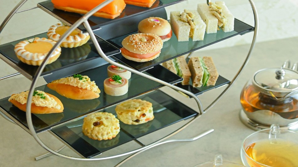 「Flourworx」 クラシック・イングリッシュスタイルアフタヌーンティーロビー階：13時‐16時