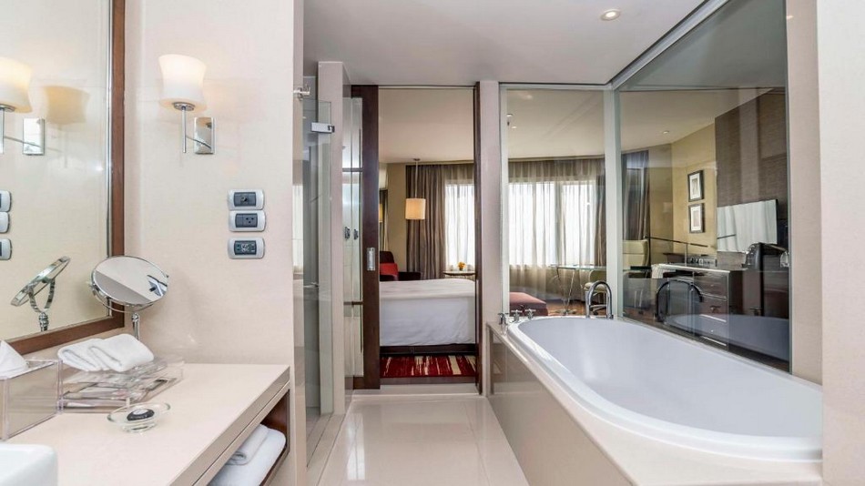 デラックスルーム（キングベッド）