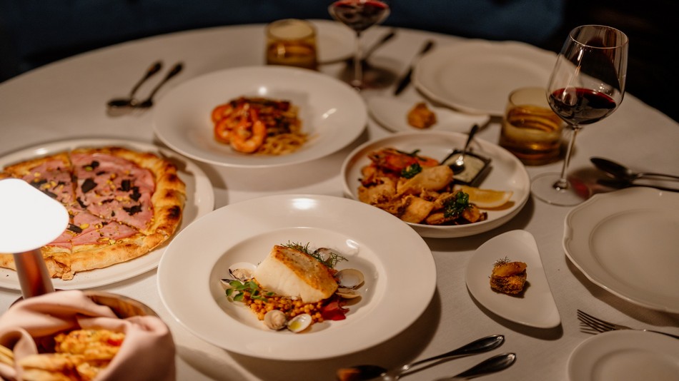 「Medici 」キッチン & バー・バンコク