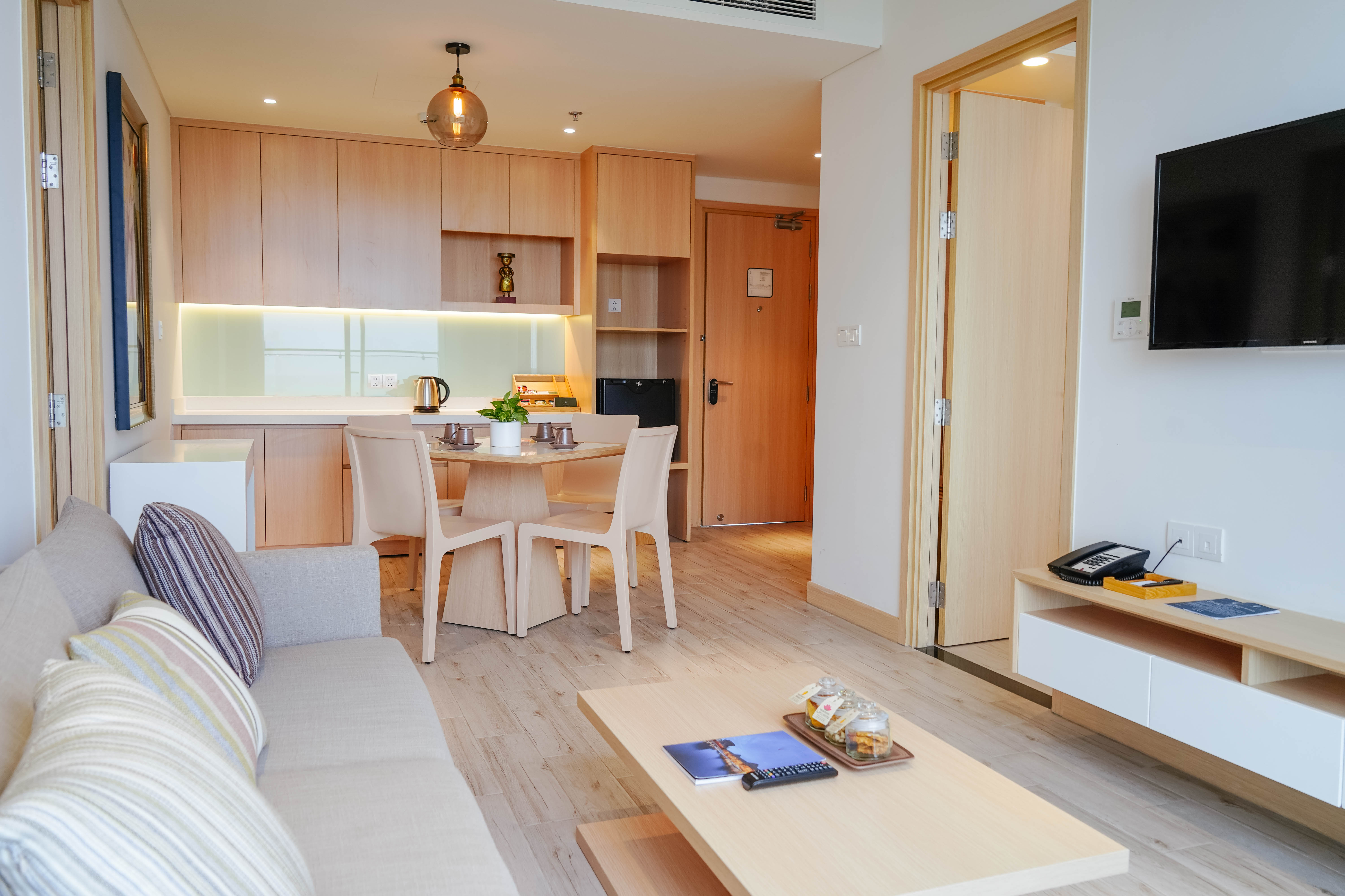  2 ベッドルーム サンリット スイート