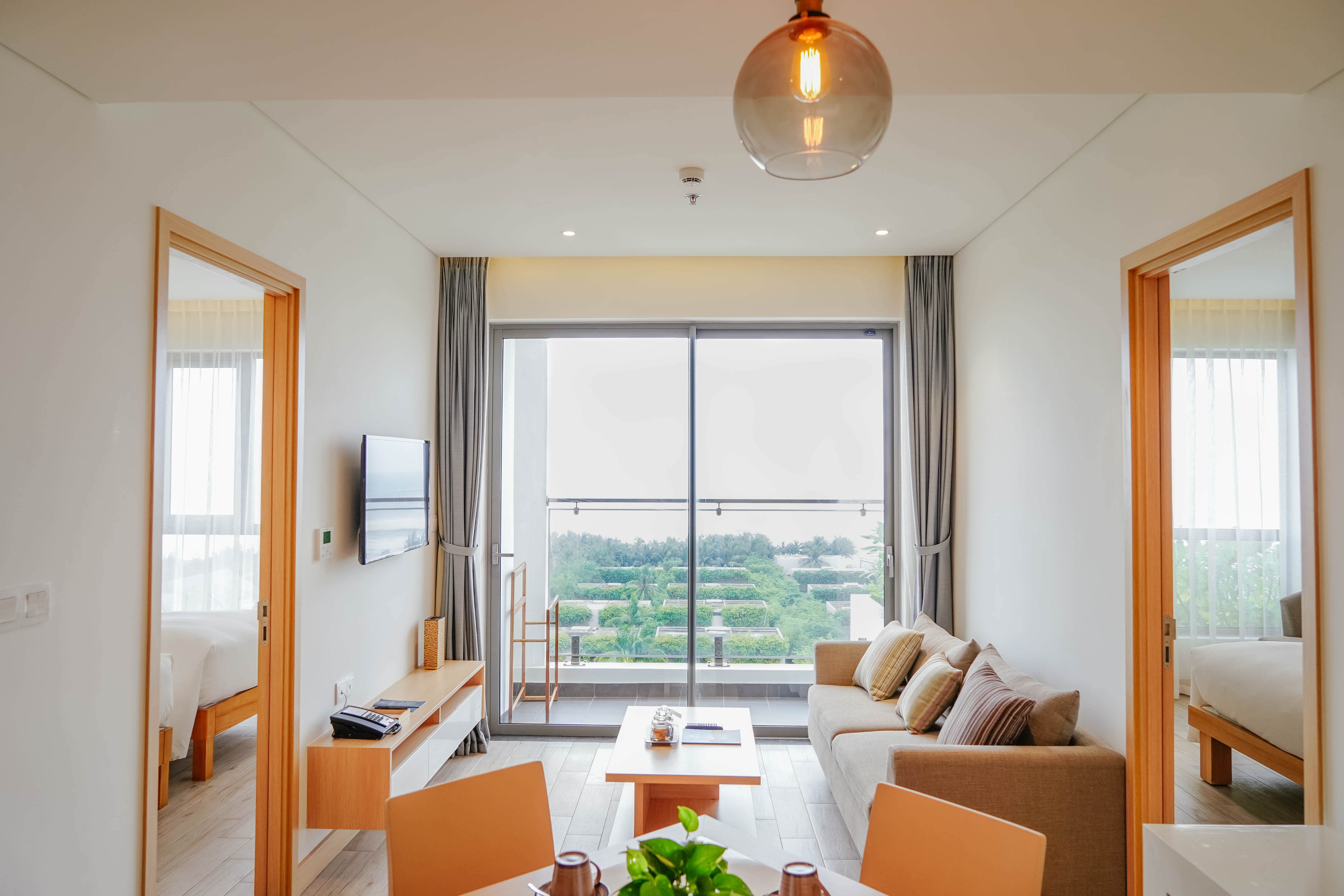  2 ベッドルーム サンリット スイート