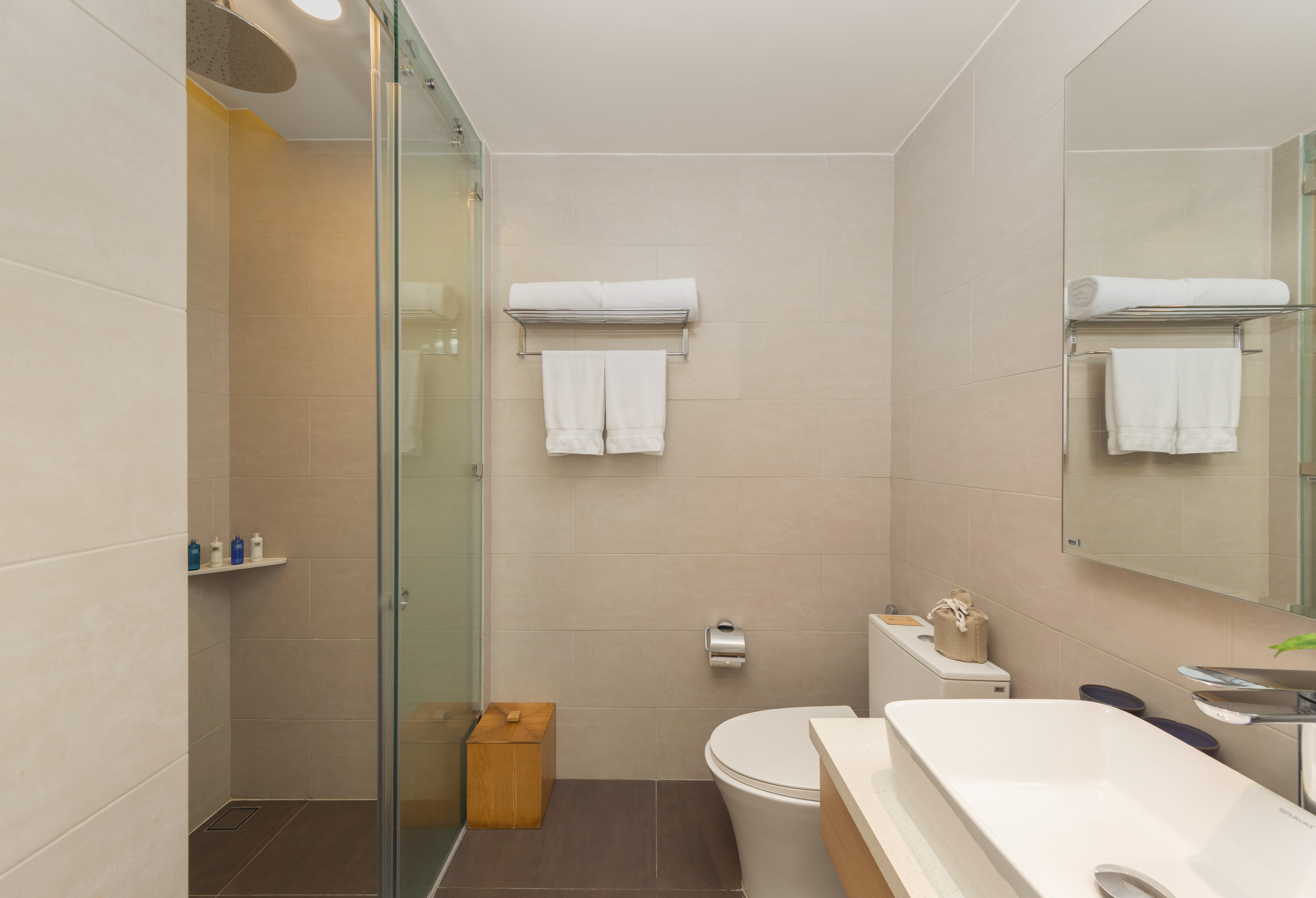  2 ベッドルーム サンリット スイート