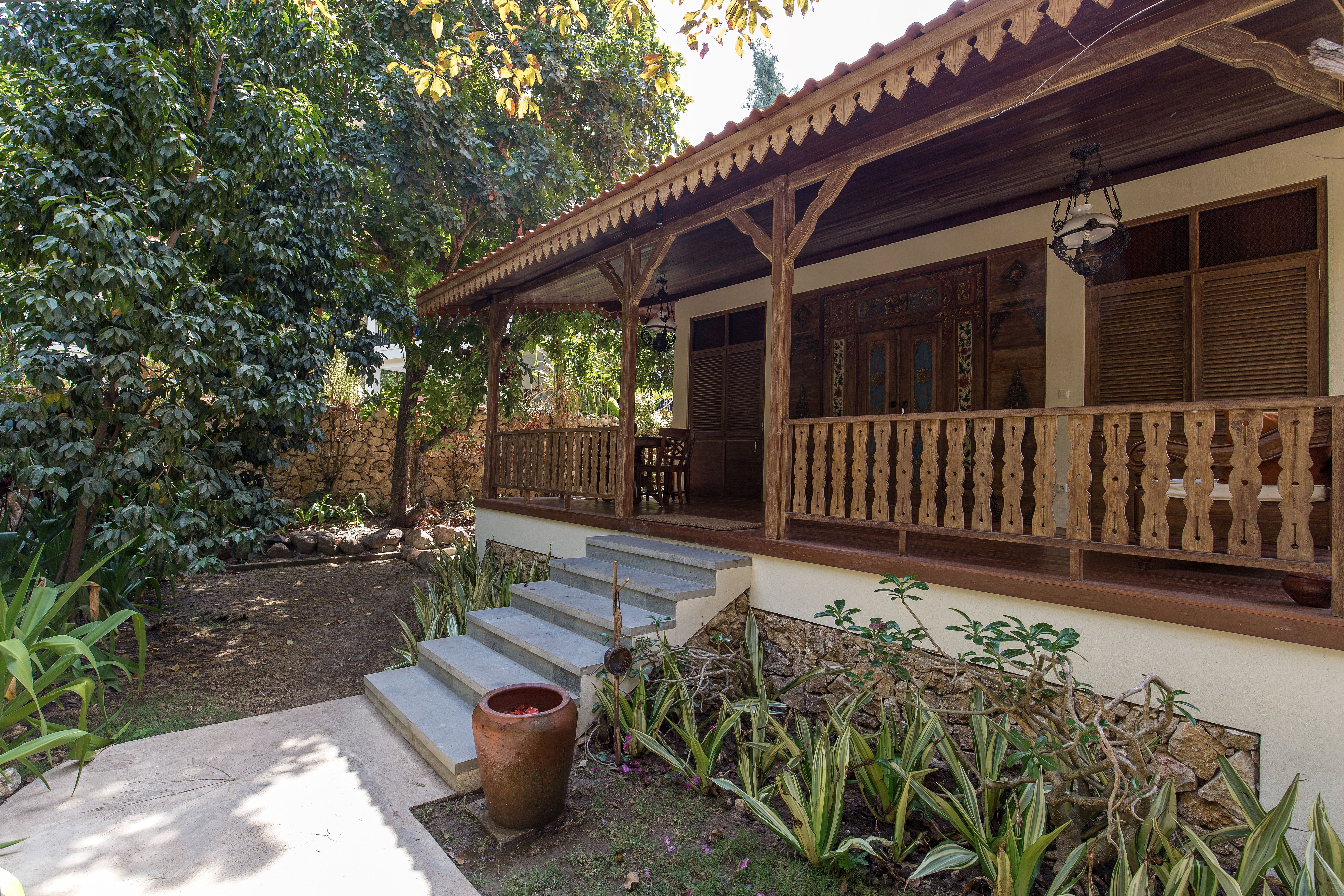 デラックス　ガーデン　レジデンス　－例