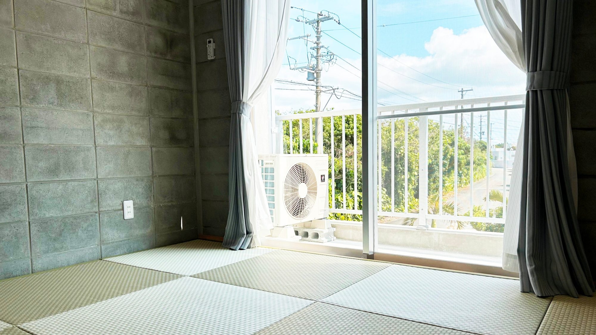 【禁煙・202】清々しい琉球畳の和室（シャワー・トイレ）