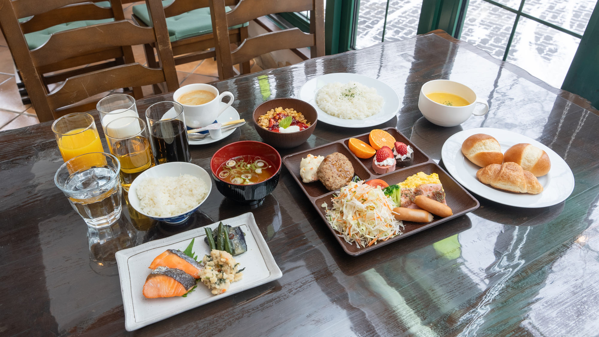 朝食一例
