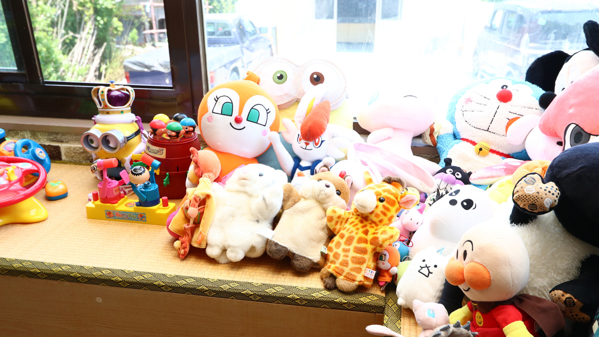 施設_キッズスペース_ぬいぐるみも沢山おまちしてます！*