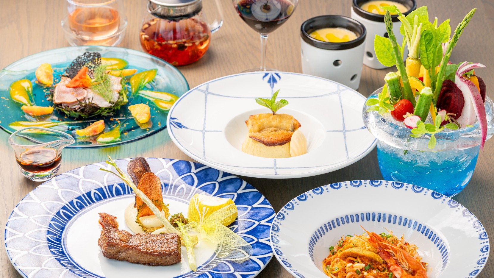 【楽天限定】サントリーニラグジュアリーステイ〜オリヴィアコース〜 　夕朝食付き