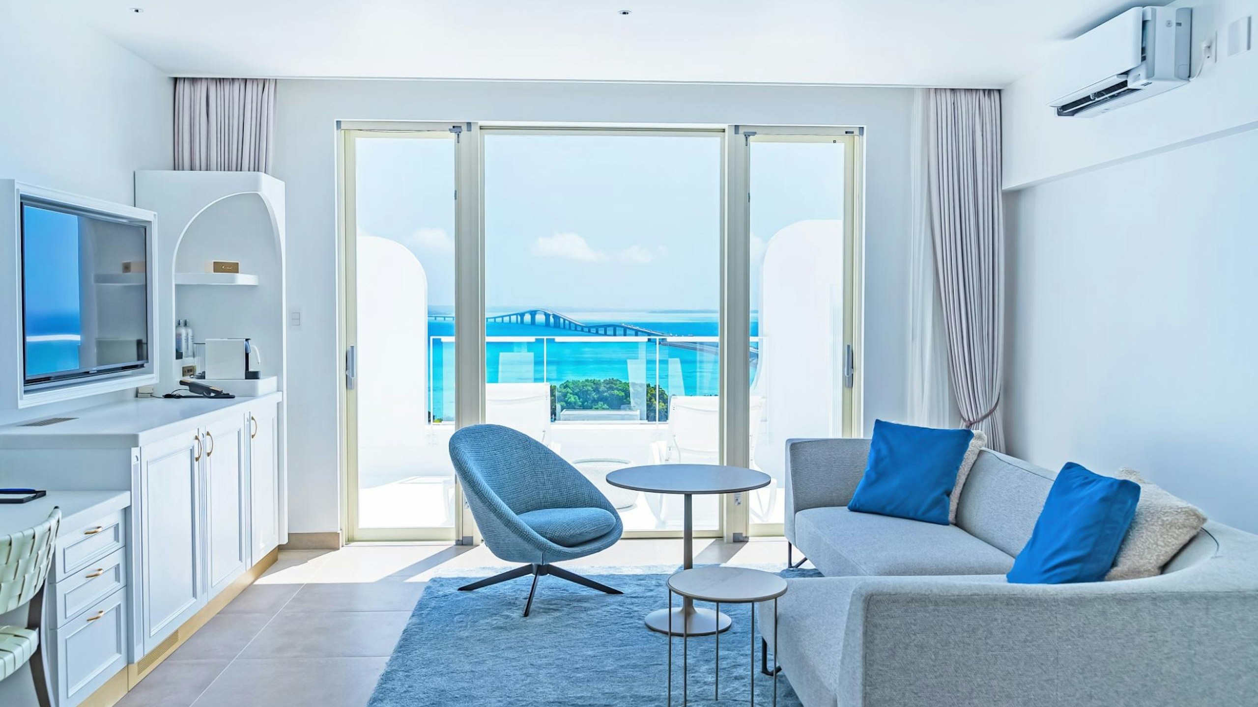 デラックスルーム