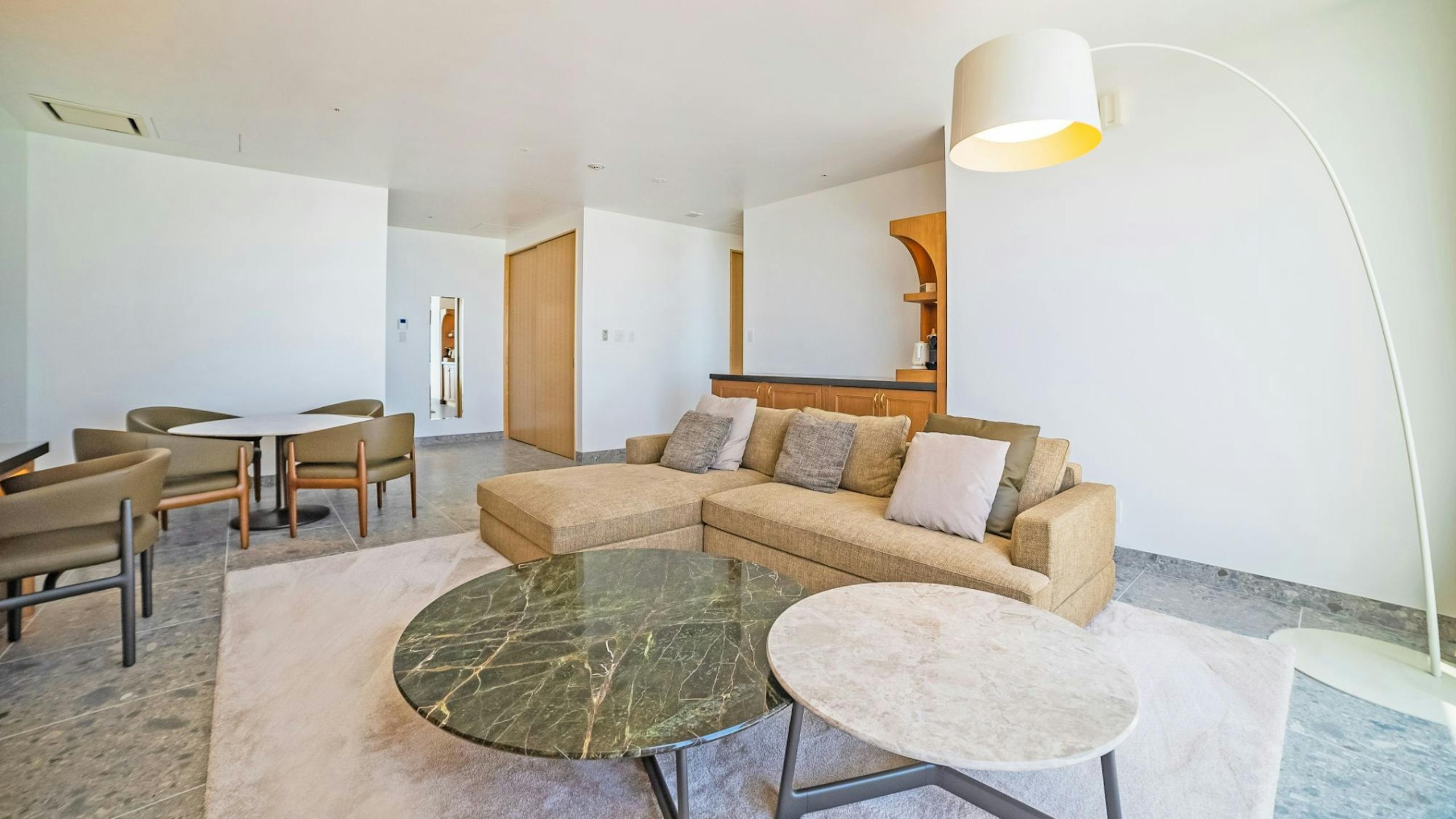 ロイヤルスイートB