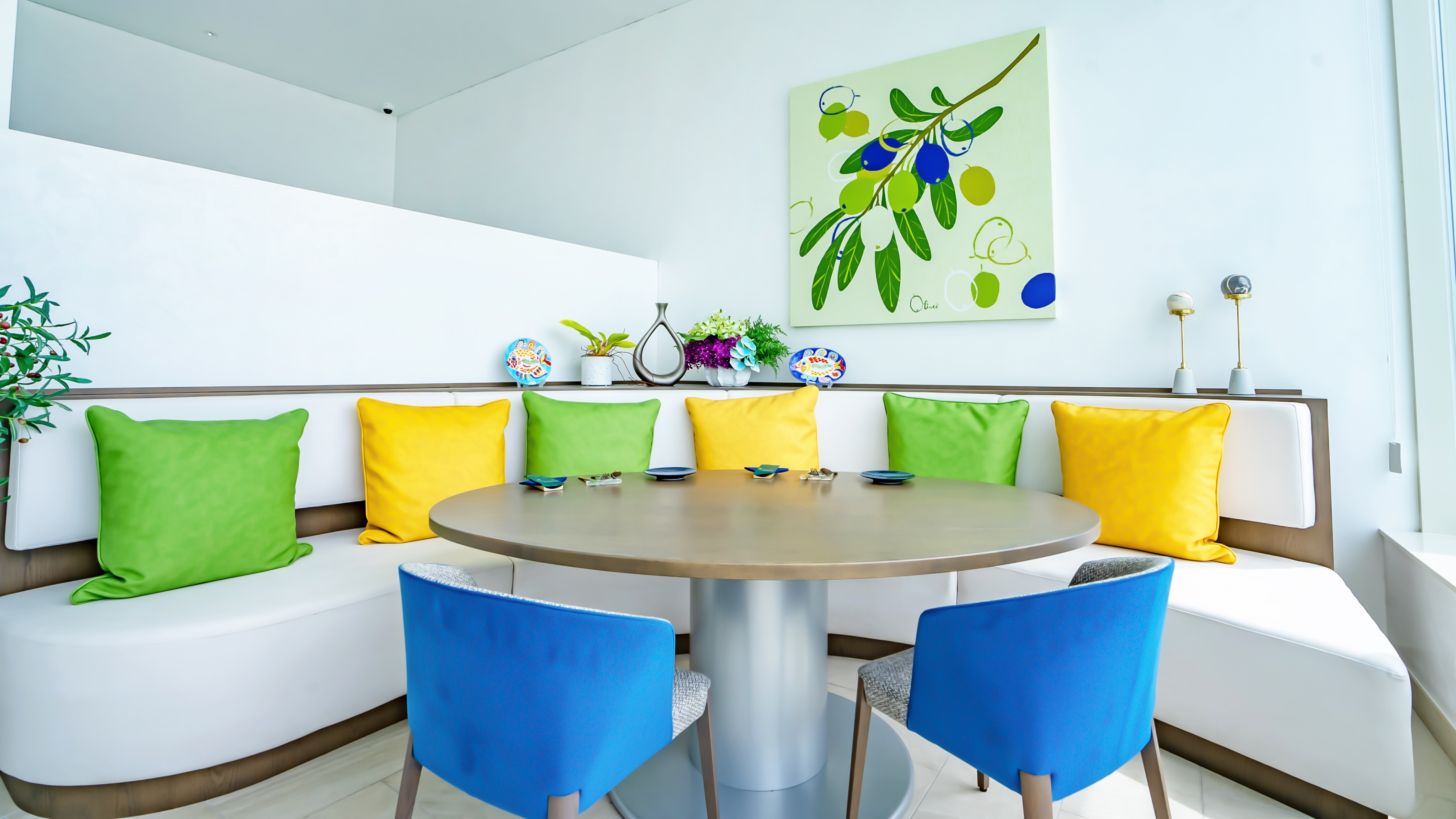 レストラン「The Olivea」