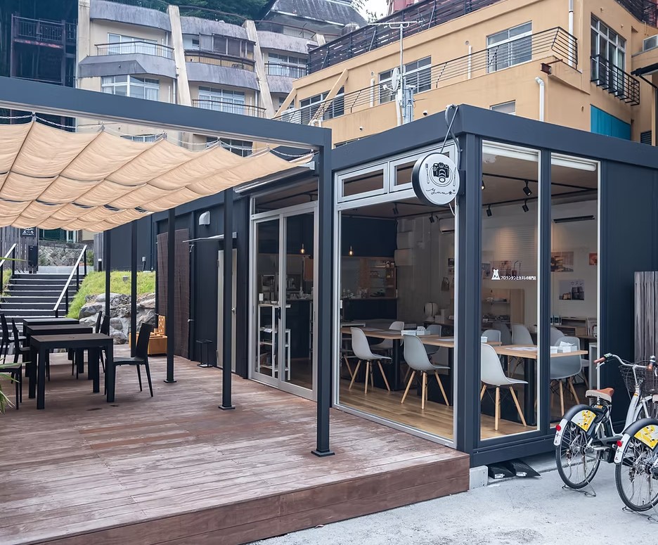 ・【いずなかビレッジ】ビレッジ内の人気店「yuu  ～フロランタンとカヌレの専門店～」