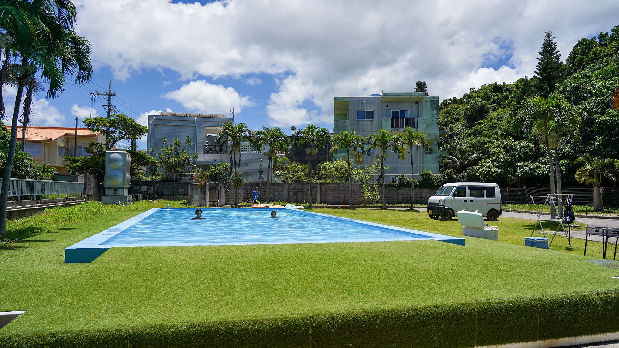 ・【プール】5m&times;16mのプールをフル改装。小さなお子様も安心の浅いエリアもございます