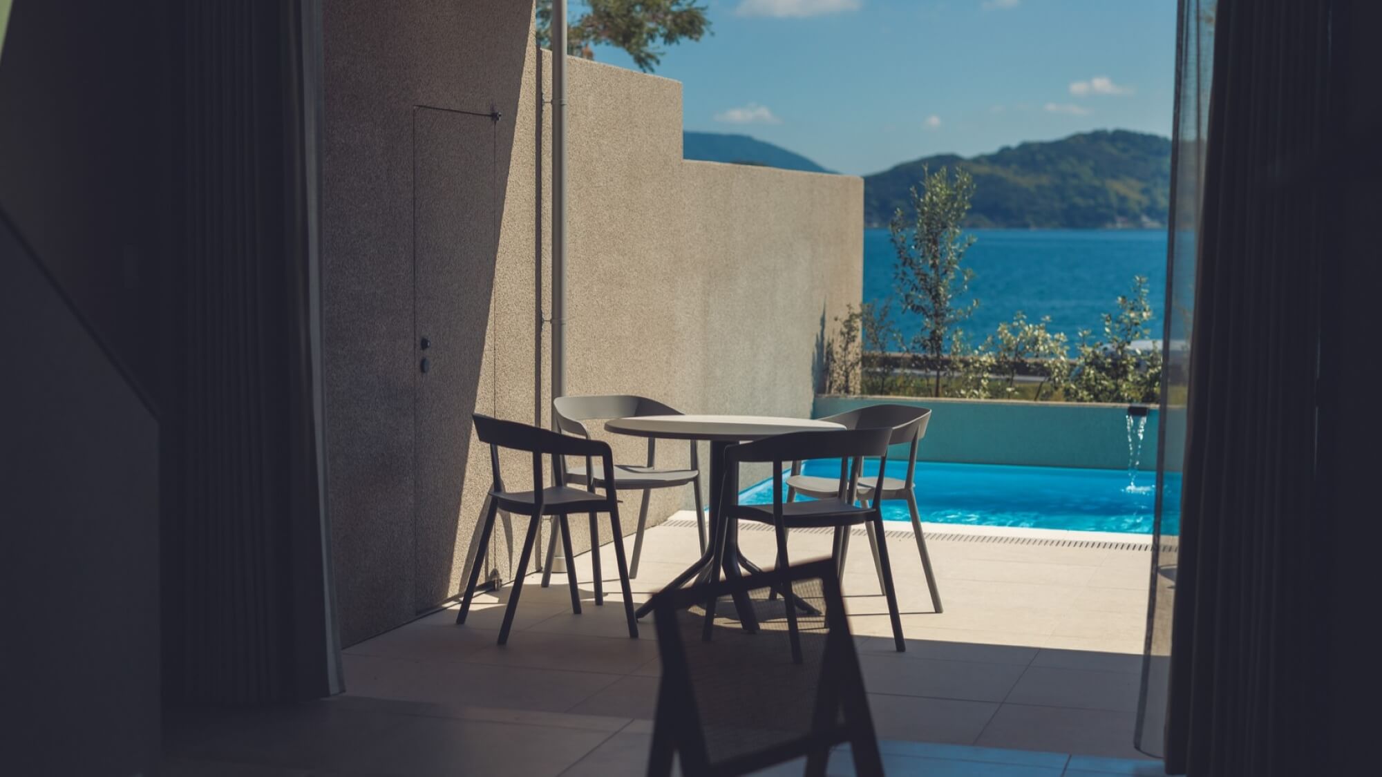 ■ジュニアスイート：室内からのテラス