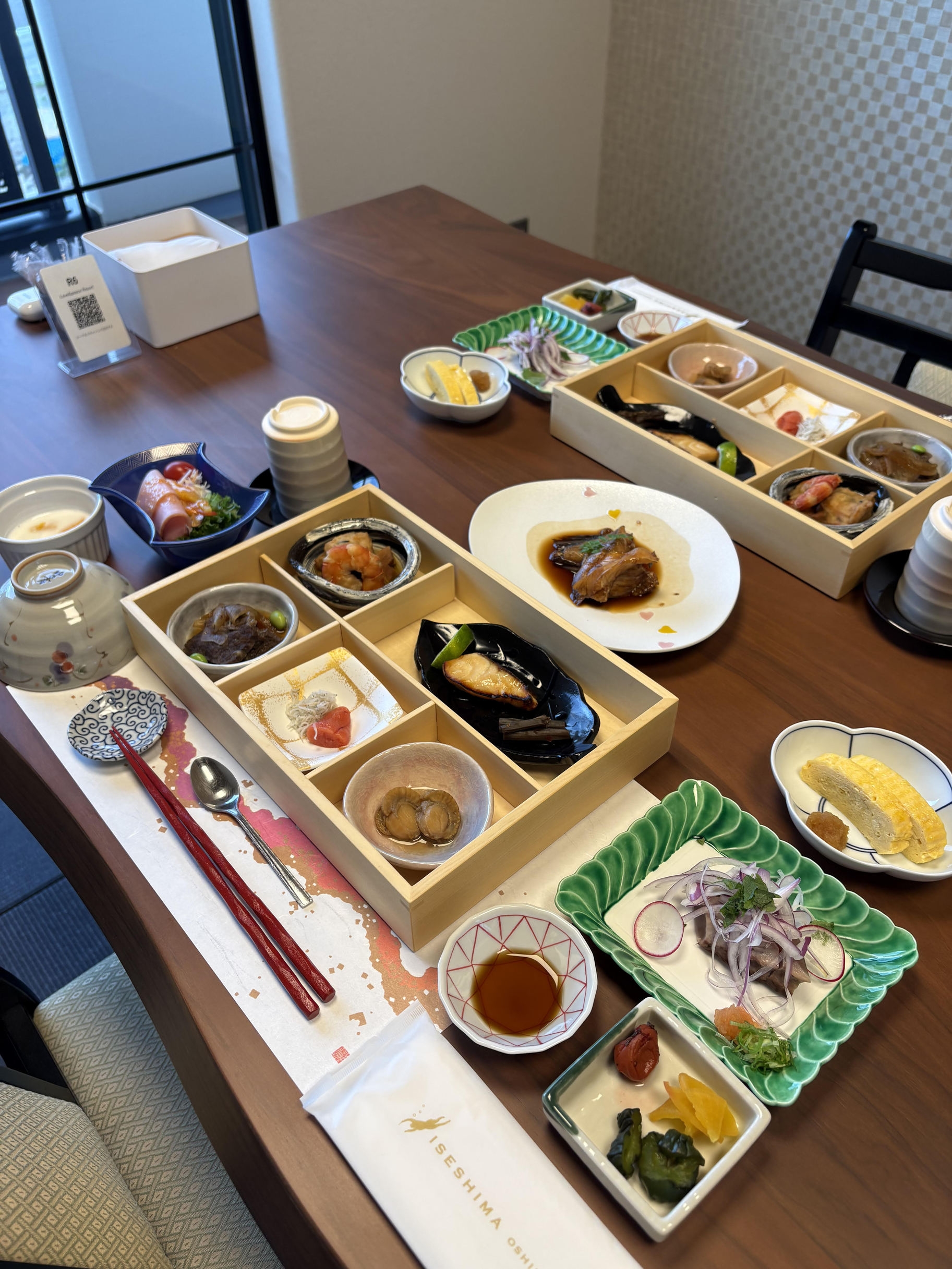 至福の隠れ家で極上の朝ごはん！ここは現実逃避できる場所☆ここでしか見れない絶景を見て過ごす大人の休日