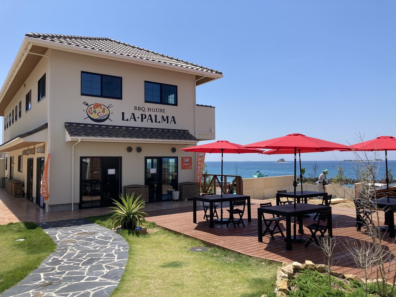 アウト12時♪休日は昼までお布団でゴロゴロ♪ブランチは絶景レストラン☆夕食は伊勢海老・鮑・松阪牛！