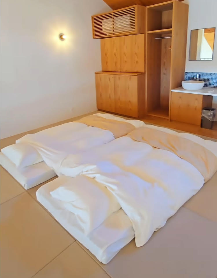 メゾネット２階