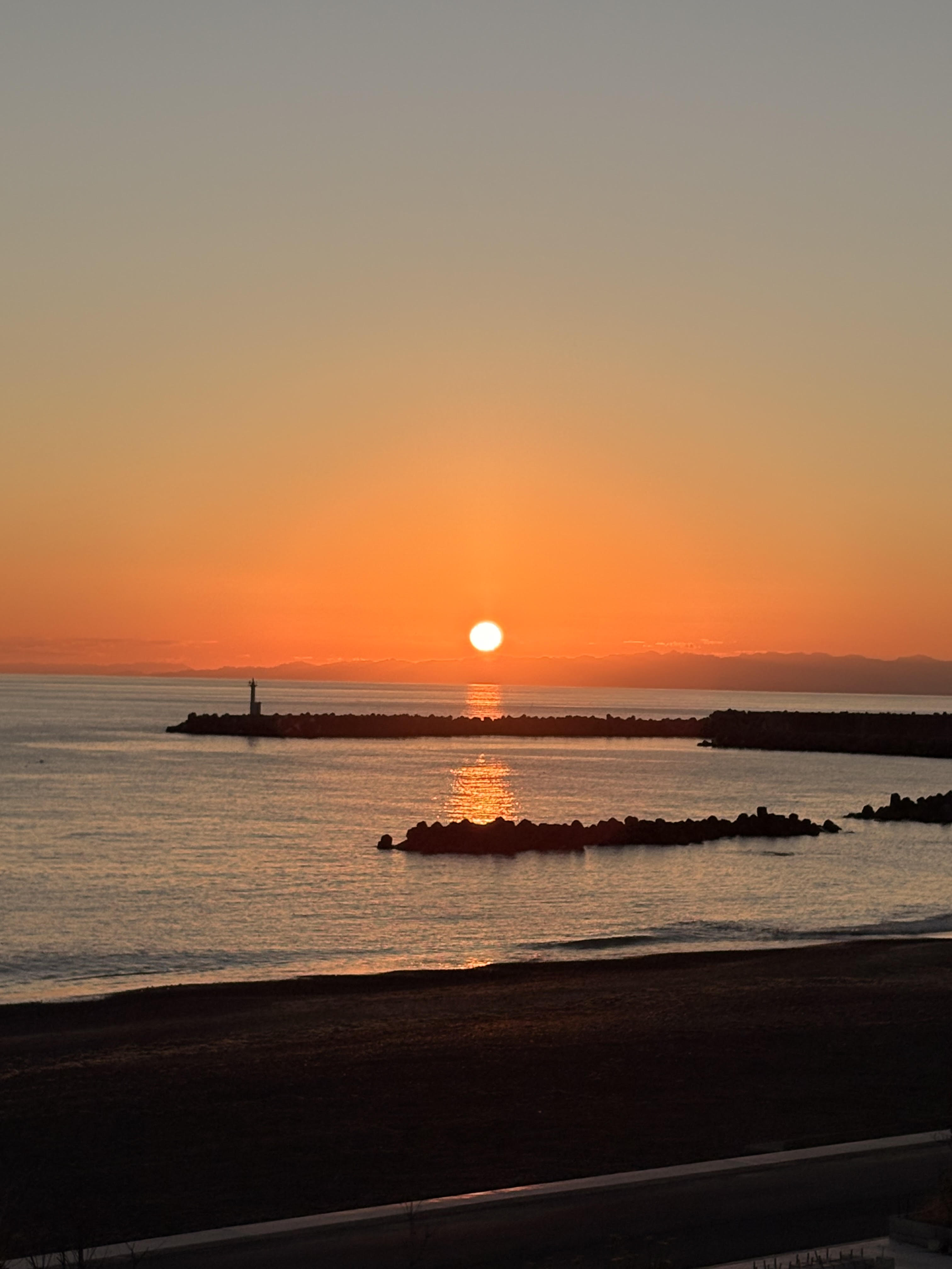 お部屋から見る夕陽