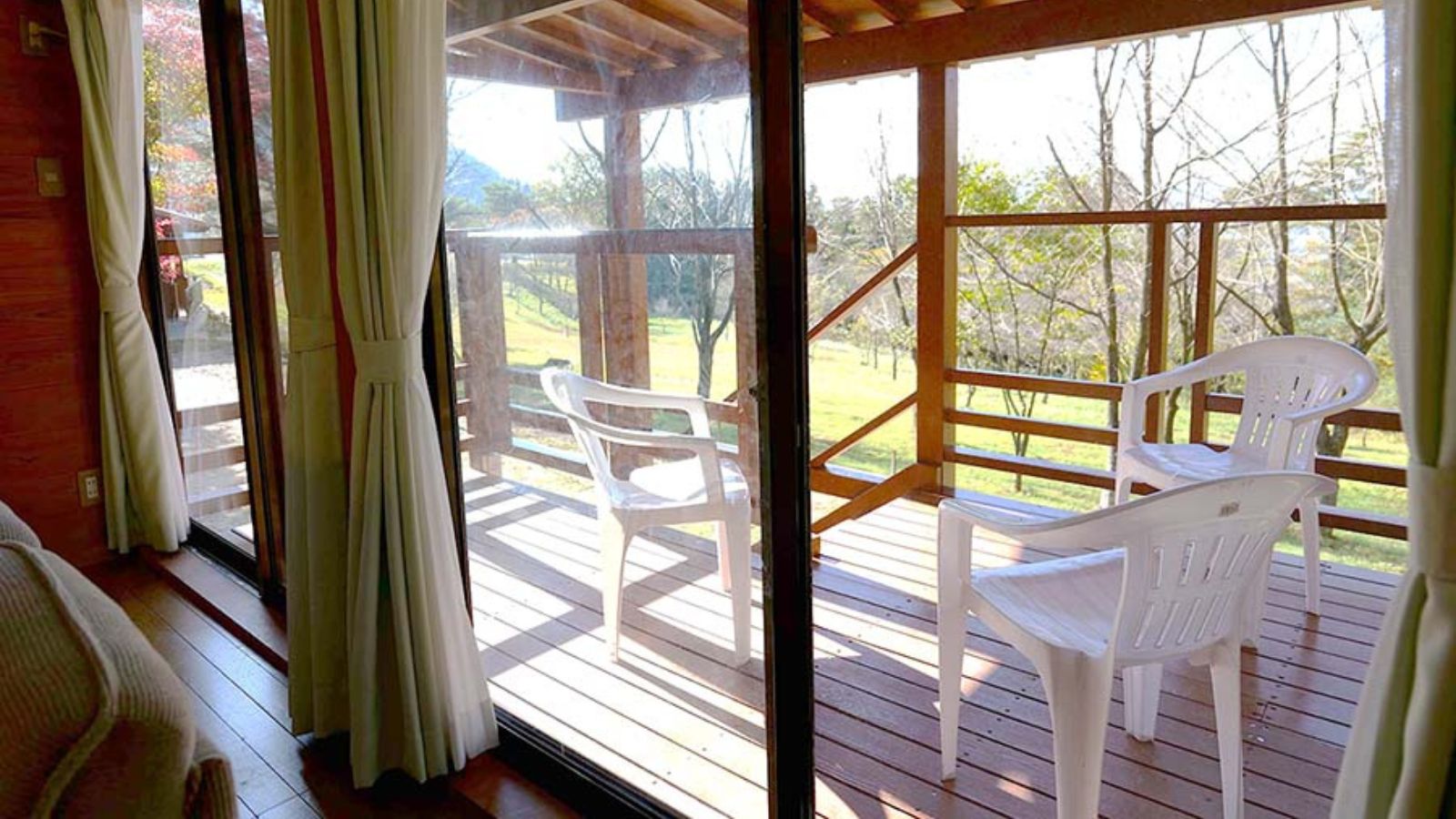 えどひがん（10人棟）のバルコニー