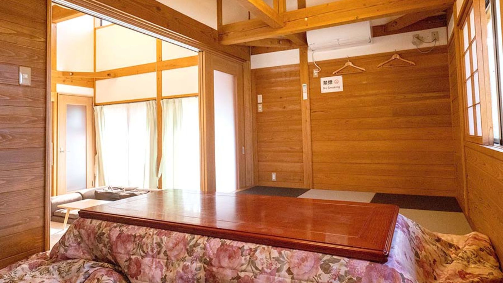 やまぶき（8人棟）の内装