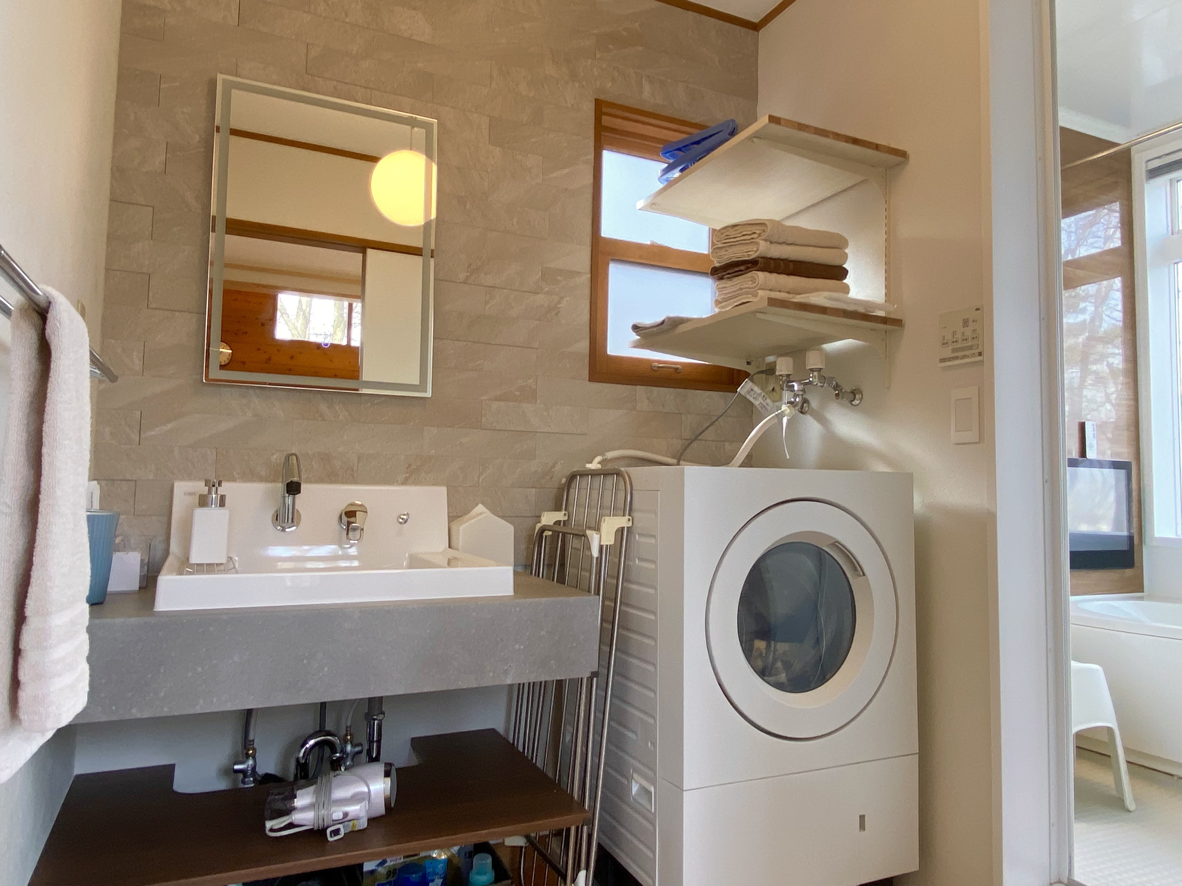 オナーズヒル１２　パウダールーム（リノベーション後）