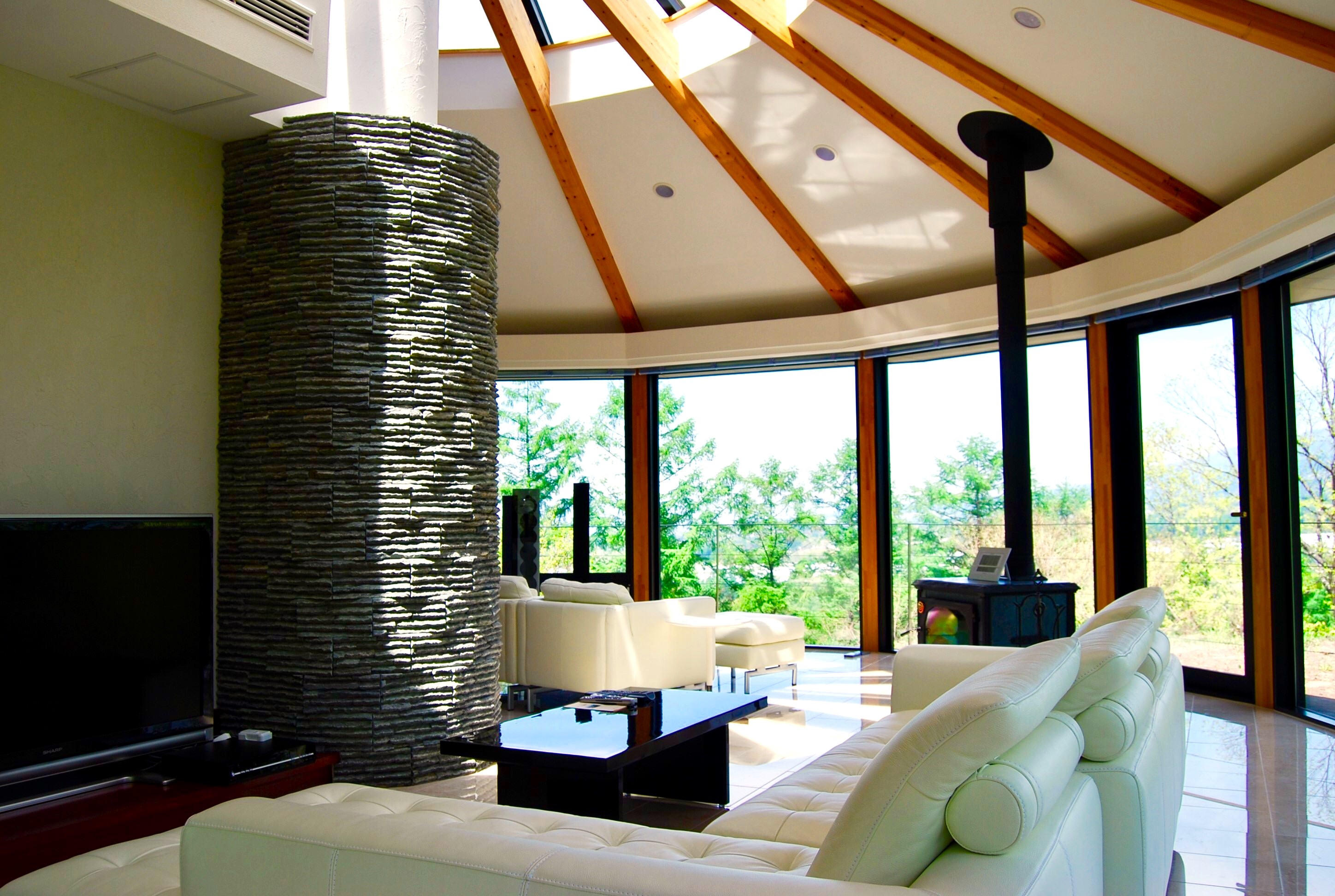 オナーズヒル１５リビングの様子