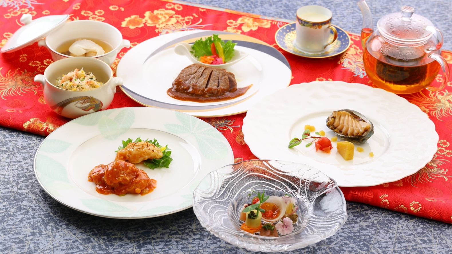 【平日限定】☆中国料理 翠嵐☆ 寛ぎの空間で味わう彩り豊かな『コースディナー付き』