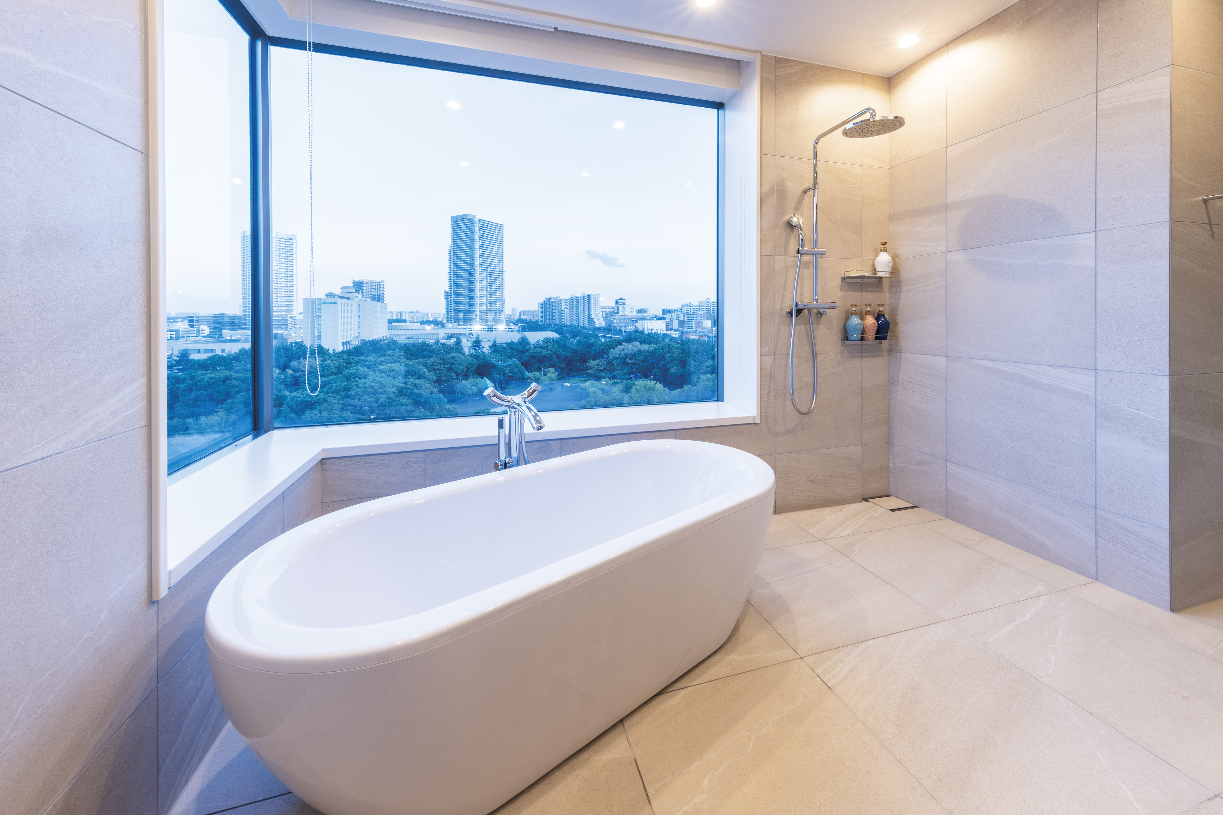 セミスイートダブル 当ホテルで1室しかないビューバス付きのお部屋です。贅沢な時間をお過ごしください。