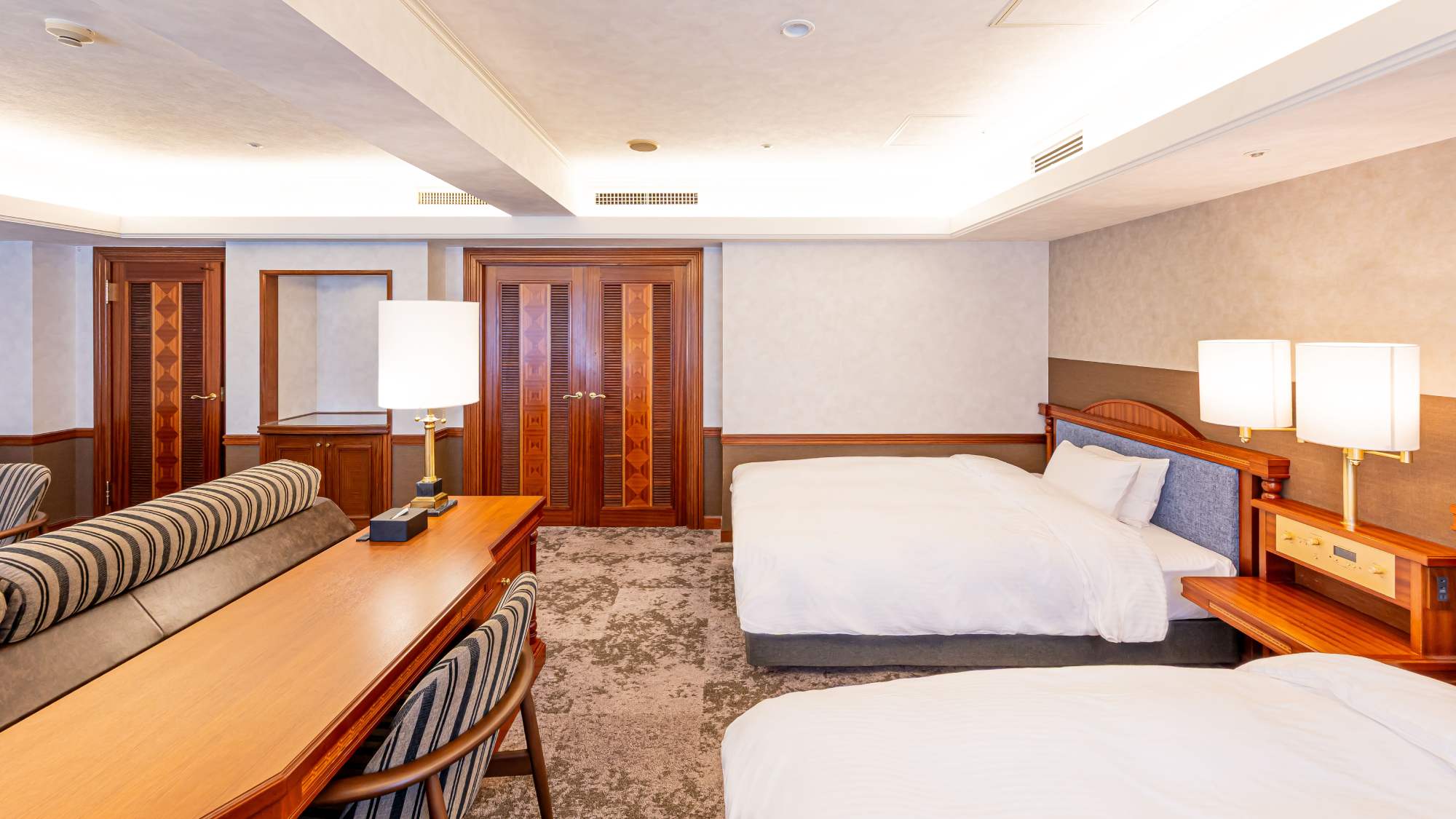 デラックスツインルーム