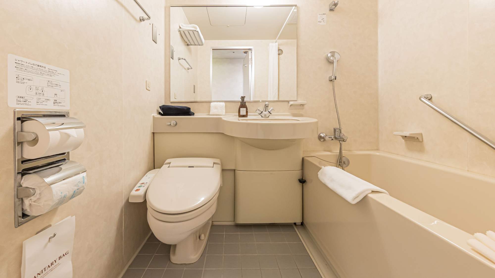 シングルルーム_バスルーム