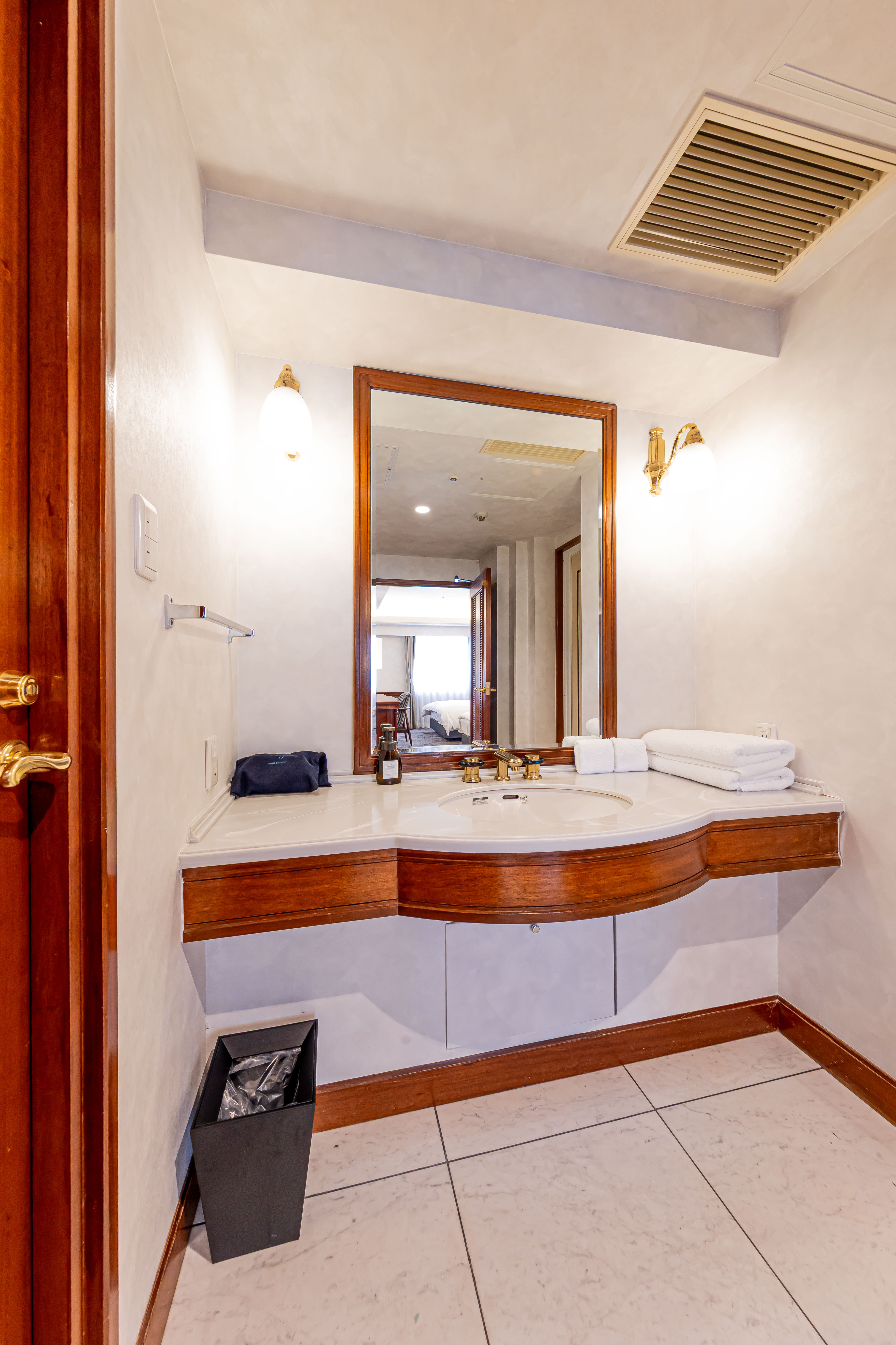 デラックスツインルーム_ベイシン