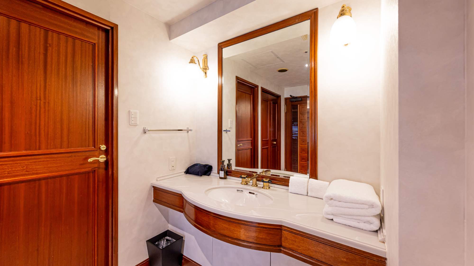 デラックスツインルーム_ベイシン