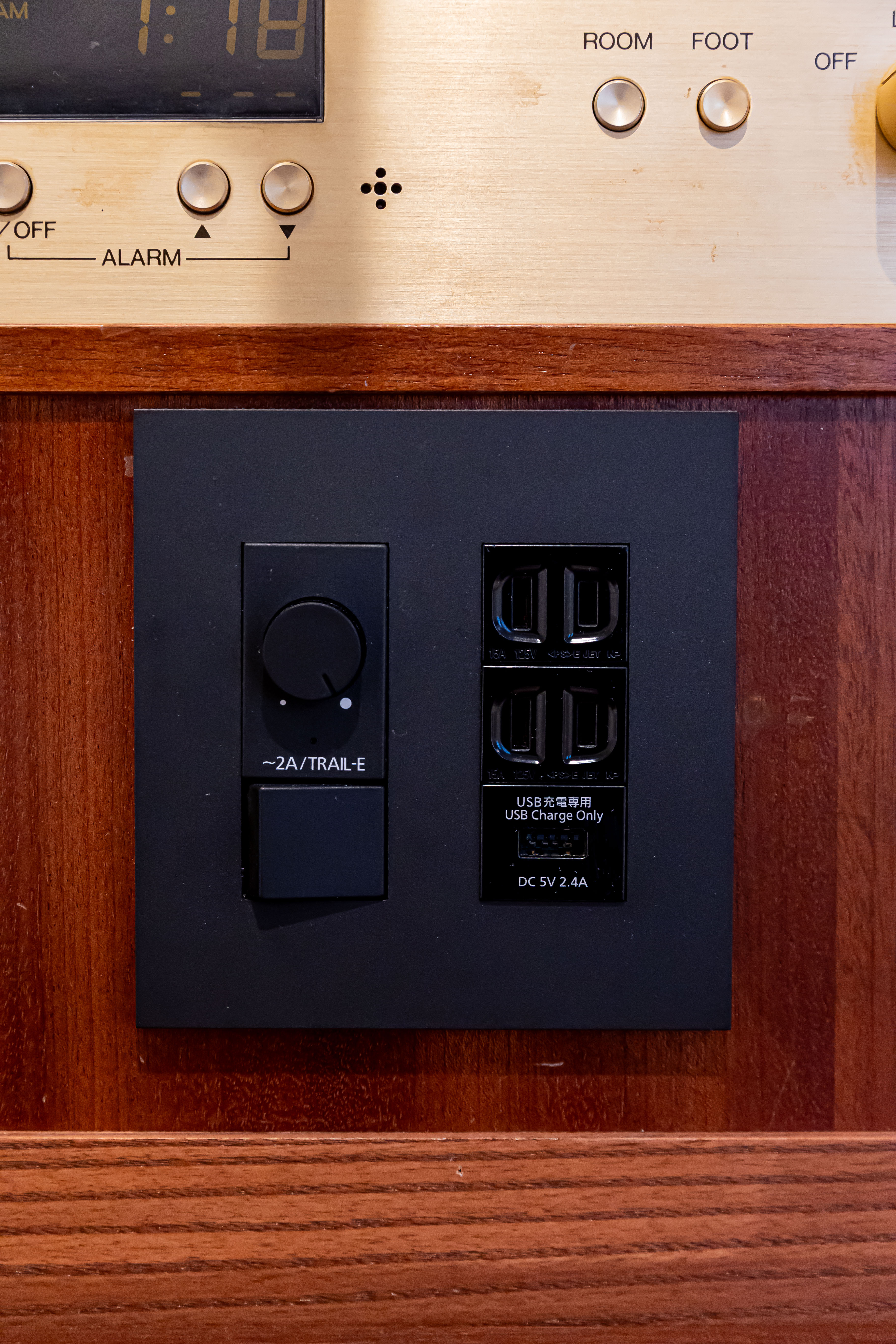 ユニバーサルルーム_ヘッドボード