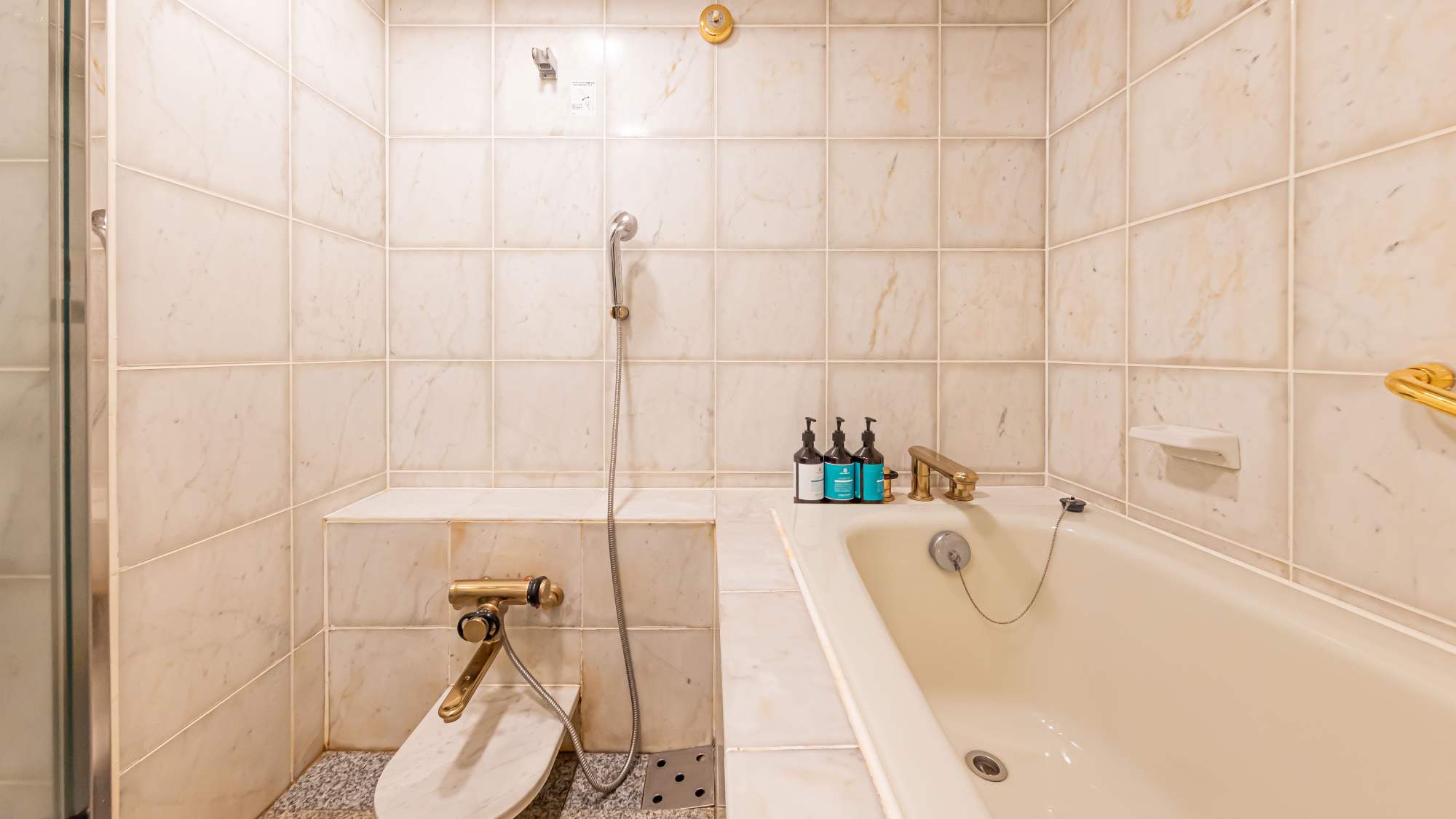 デラックスツインルーム_バスルーム