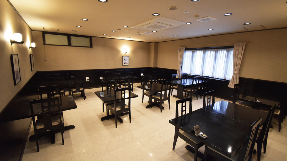 【素泊まり】５５００円〜●１階に居酒屋併設●３つの貸切風呂無料２つは露天付24時間入浴可●駐車場無料