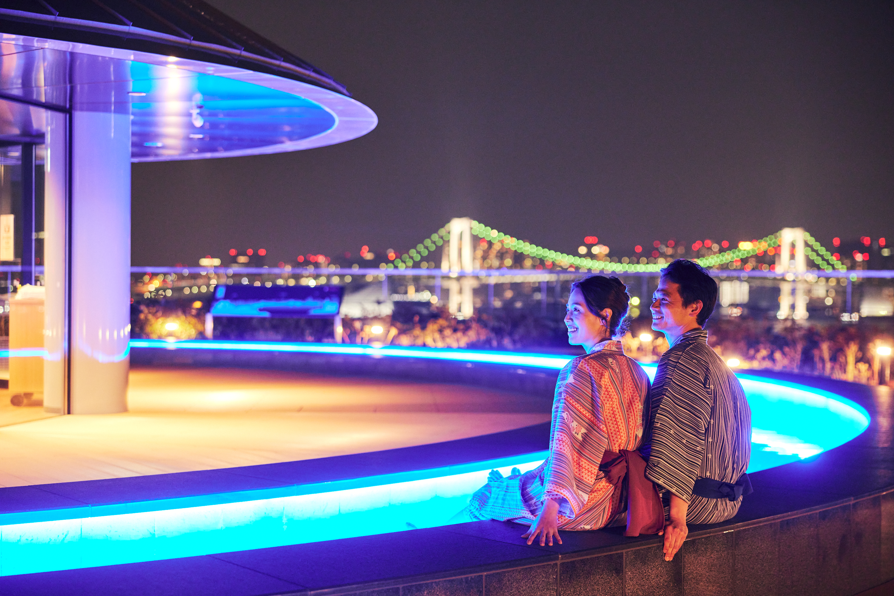 足湯夜景