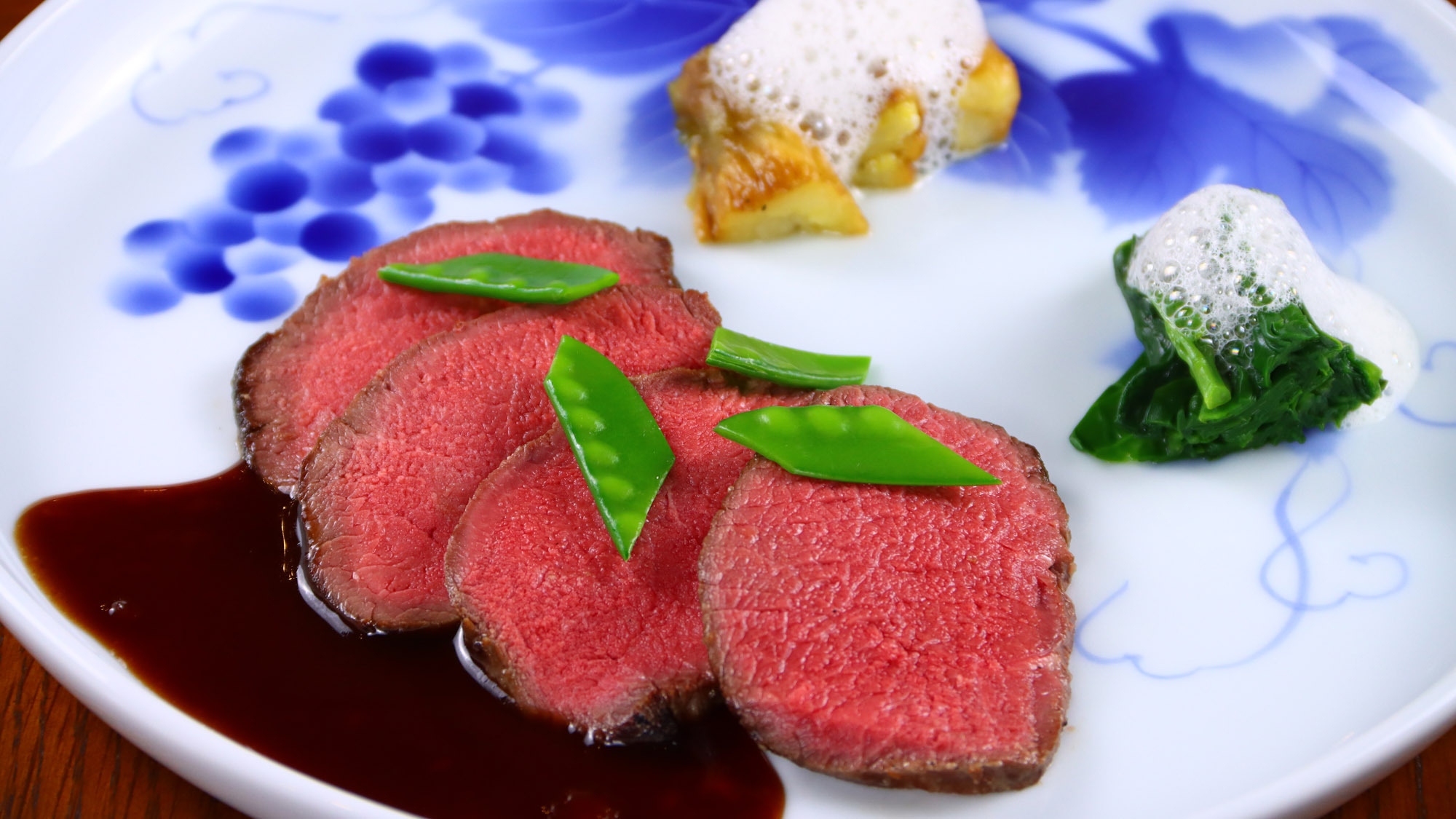 【楽天スーパーSALE】【１泊２食】オーベルジュで食とアンティークを楽しむひととき【フルコース】