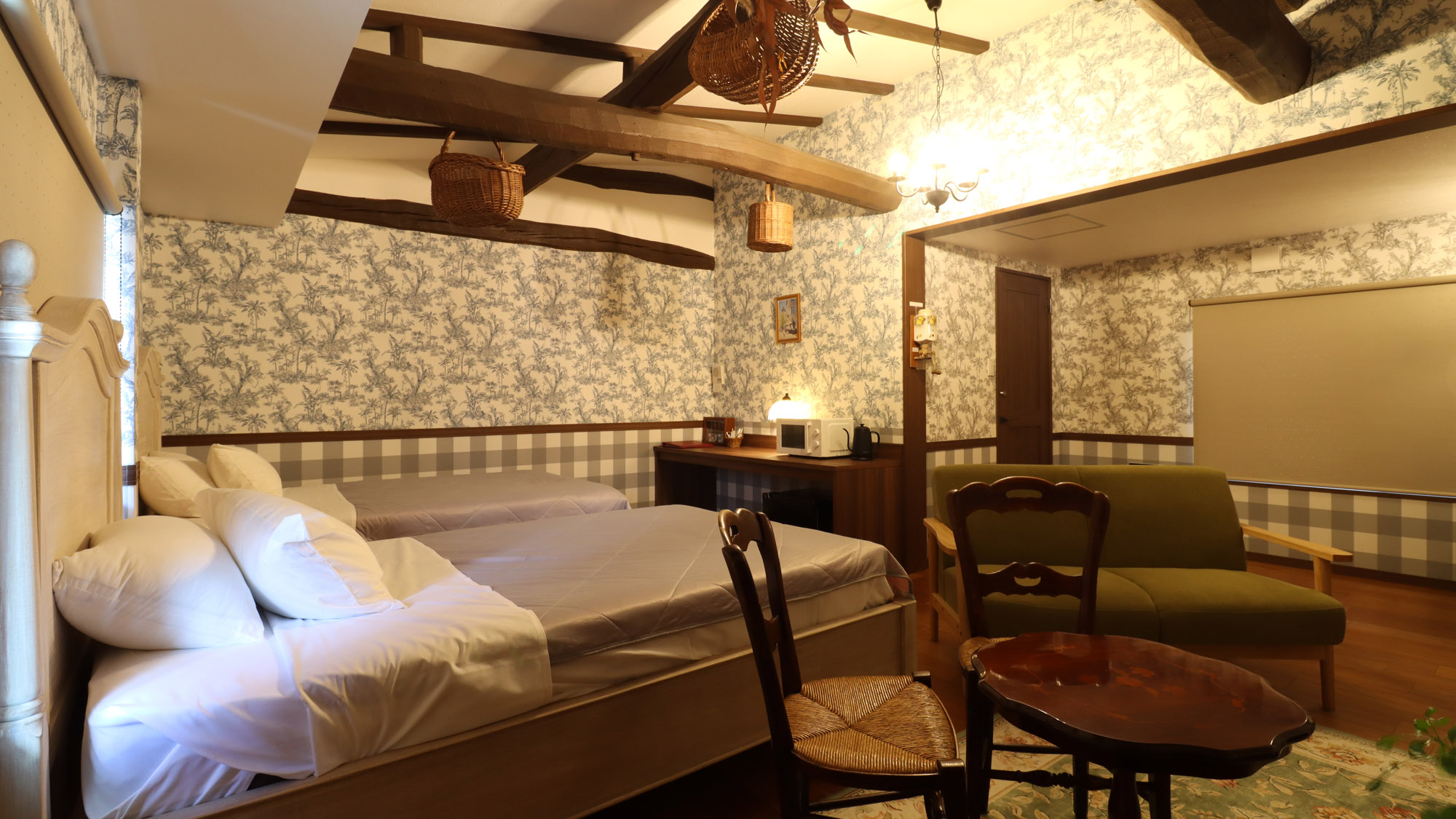 【ボタニカル】ホッと寛げる、古民家&times;アンティークな空間