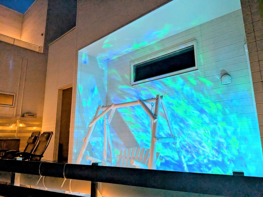 ベンチブランコ　夜