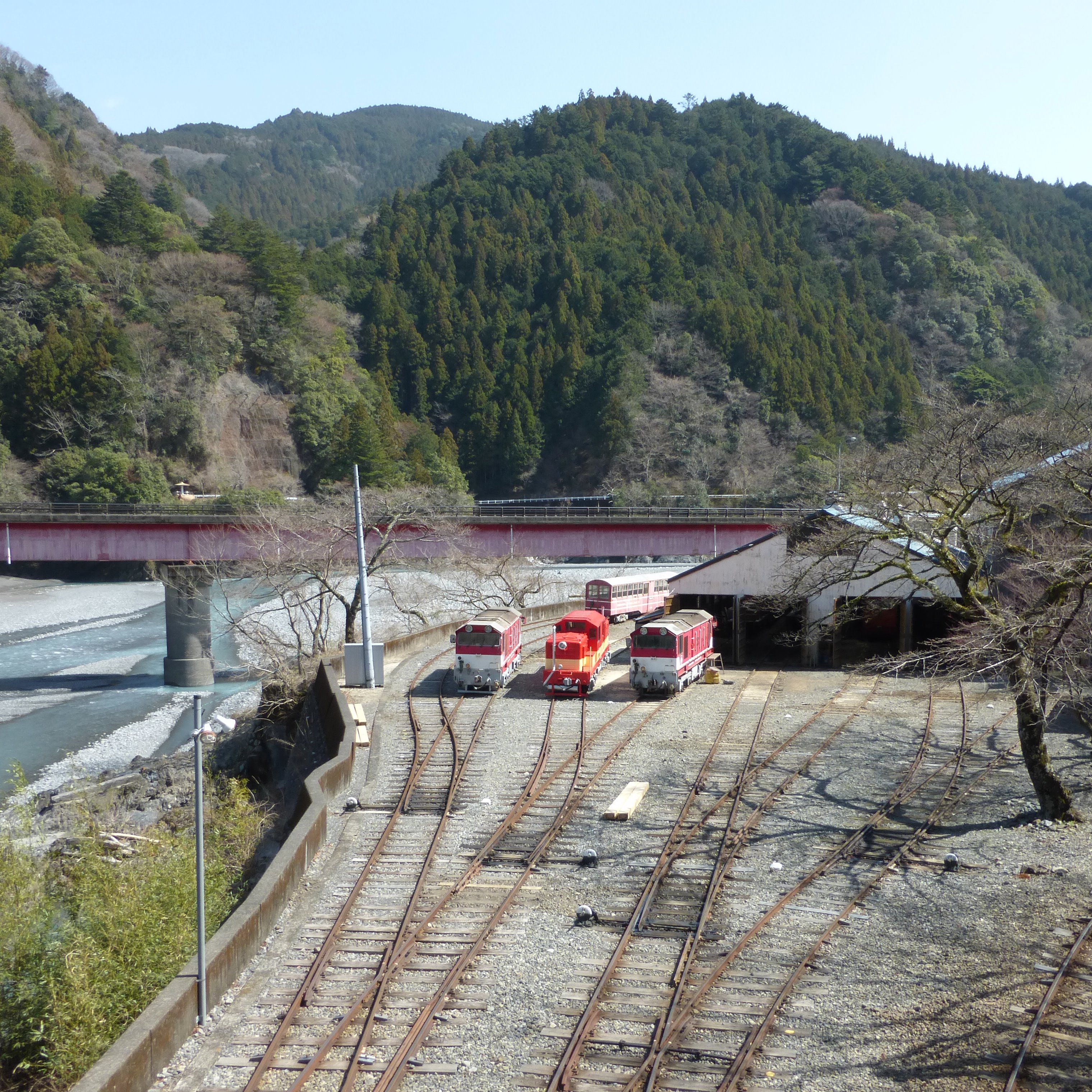 トロッコ列車