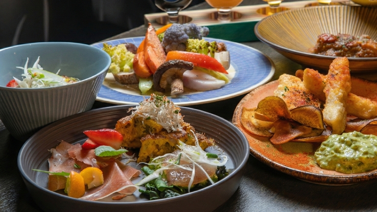 1泊2食付【ローカルフード×クラフトビール】〜温泉入り放題＋夕食・昼食付＋客室内飲み放題