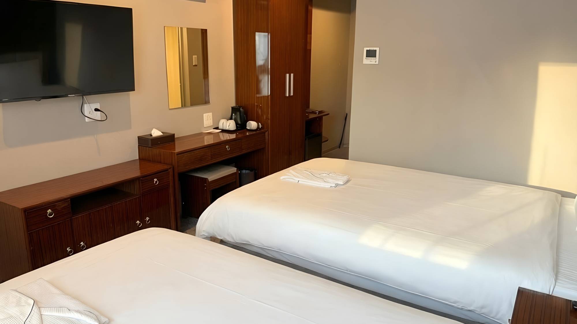 ダブルツインルーム