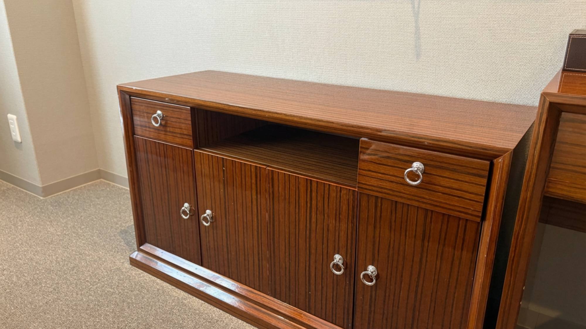 ダブルツインルーム