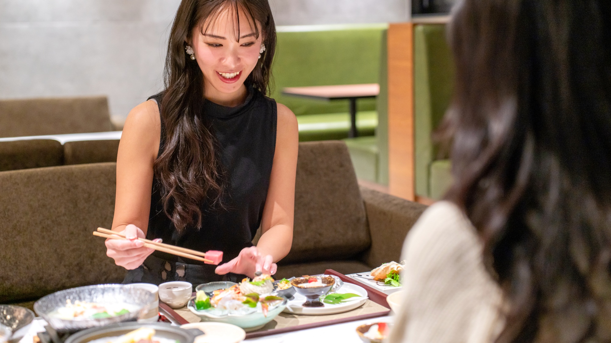 【夕食一例】バラエティ豊かなメニューをご用意しております。