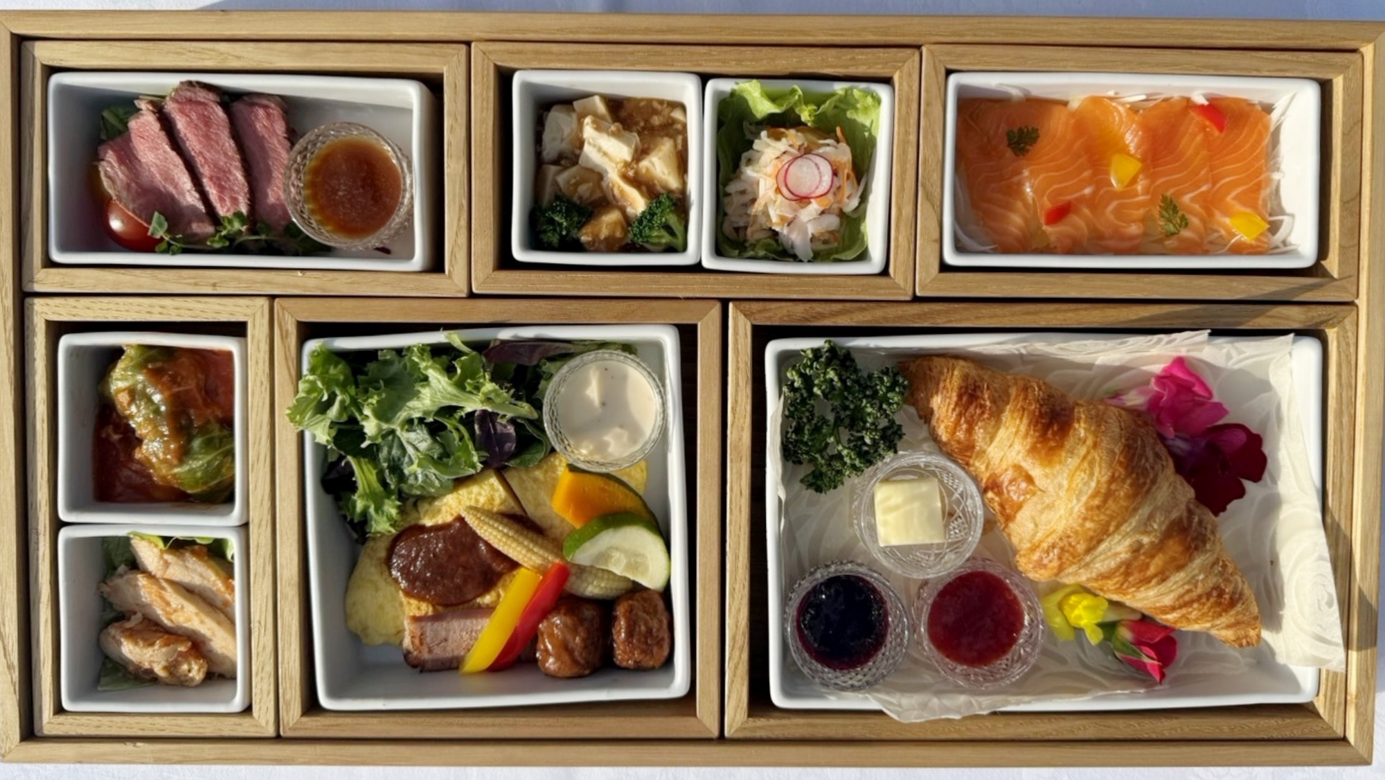 【朝食一例】記憶に残る特別なご朝食をお召し上がり下さい。