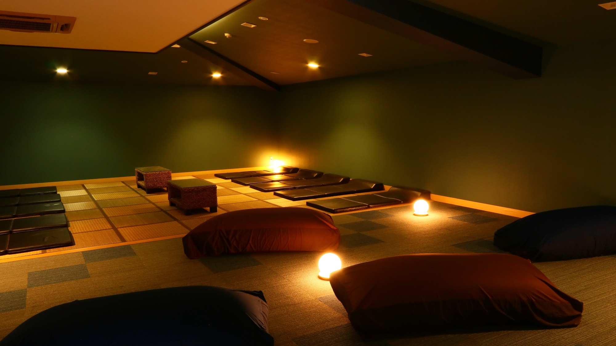 久能山本館　リラクゼーションルーム