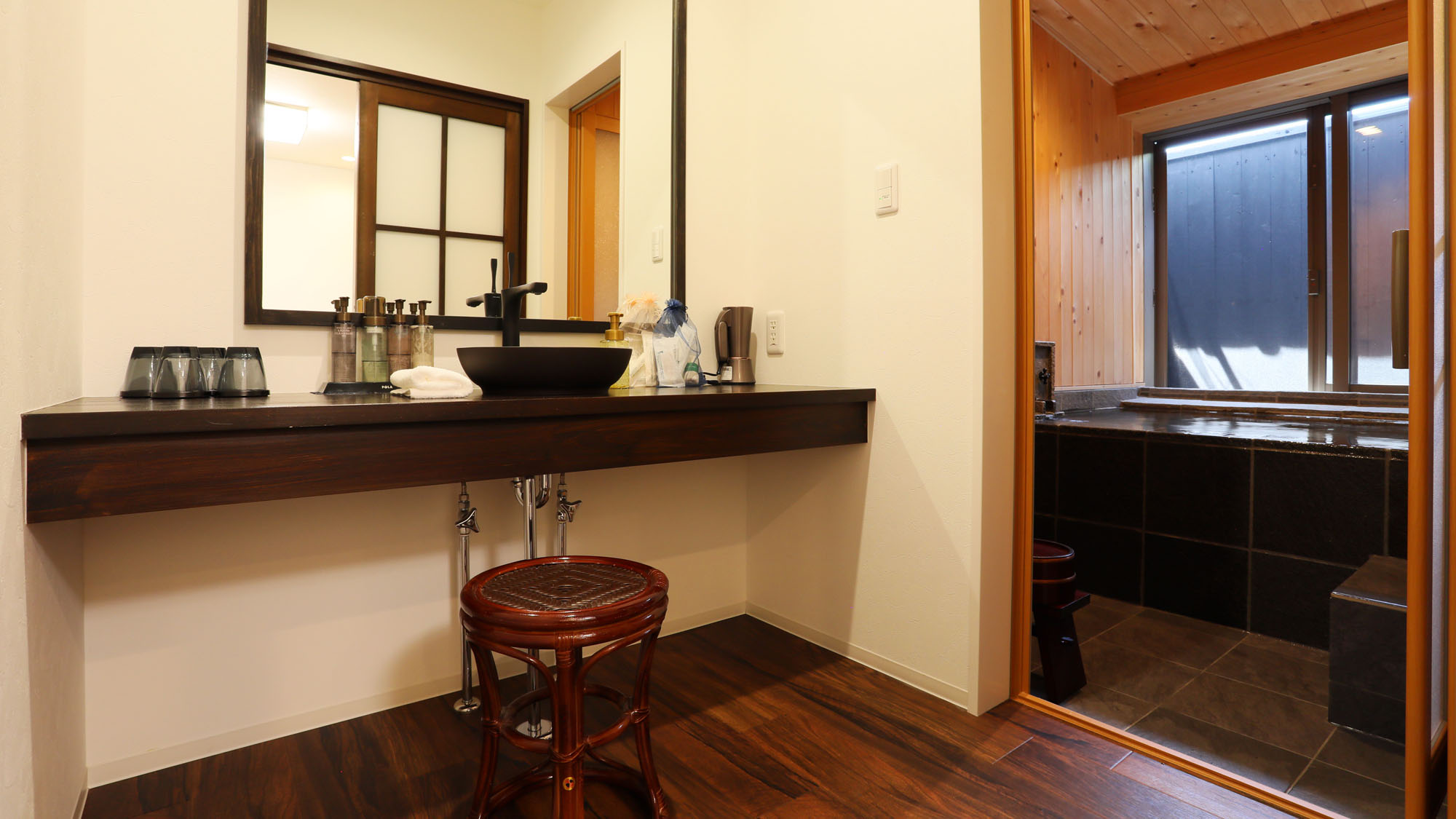 香花灯■洗面所