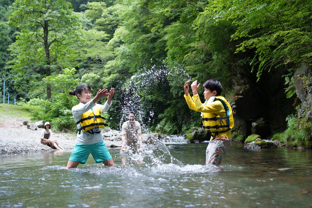 【8/1〜8/31夏休みプラン】川へ直行できるグランピングで思い出作り♪本格グリルでBBQ★2食付