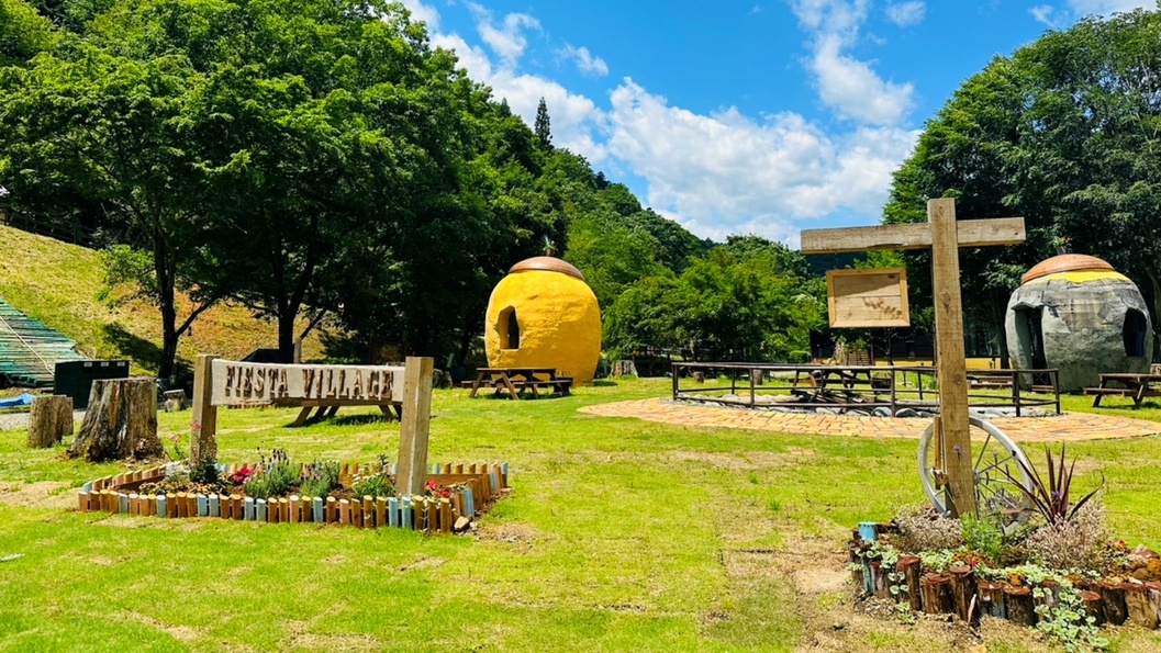 【8/1〜8/31夏休みプラン】川へ直行できるグランピングで思い出作り♪本格グリルでBBQ★2食付